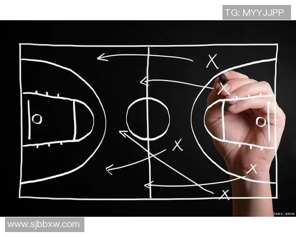 重庆篮球队配合表现数据分析揭示战术优势与团队协作潜力